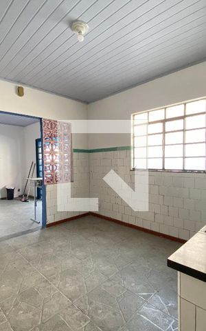 Casa à venda com 240m², 7 quartos e 2 vagasCozinha 1