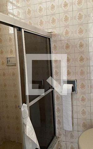 Casa à venda com 240m², 7 quartos e 2 vagasBanheiro 2