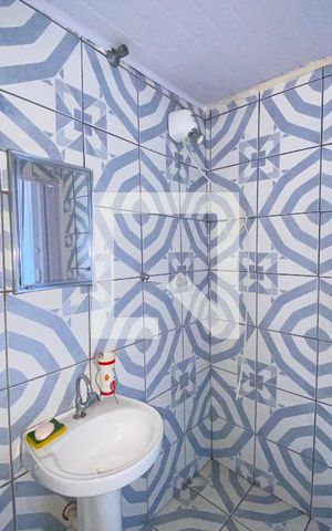 Casa à venda com 240m², 7 quartos e 2 vagasBanheiro 3