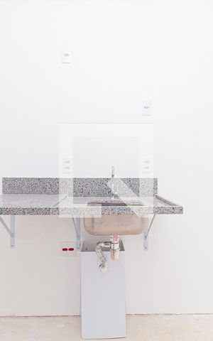 Studio para alugar com 24m², 1 quarto e sem vaga Studio para alugar com 24m², 1 quarto e sem vagaCozinha