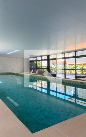 Studio para alugar com 31m², 1 quarto e sem vaga Studio para alugar com 31m², 1 quarto e sem vagaÁrea comum - Piscina