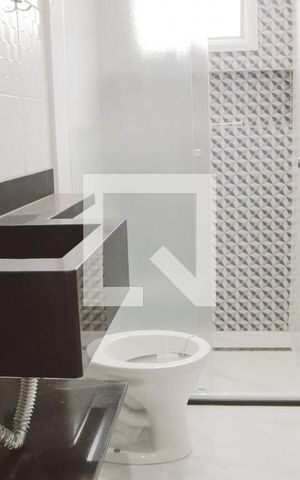 Casa à venda com 230m², 3 quartos e 3 vagas Casa à venda com 230m², 3 quartos e 3 vagasBanheiro
