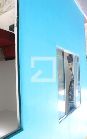 Studio para alugar com 27m², 1 quarto e sem vagaKitnet 09 entrada e janela