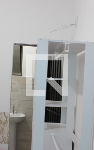 Studio para alugar com 27m², 1 quarto e sem vagaEntrada do banheiro