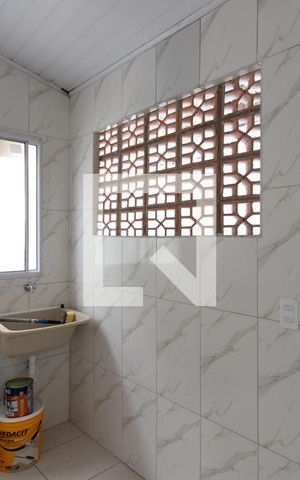 Casa para alugar com 60m², 1 quarto e sem vagaÁrea de Serviço
