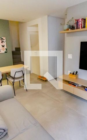 Casa de condomínio à venda com 112m², 2 quartos e 2 vagas Casa de condomínio à venda com 112m², 2 quartos e 2 vagasSala