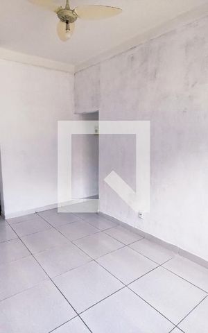 Apartamento à venda com 41m², 1 quarto e 1 vaga Apartamento à venda com 41m², 1 quarto e 1 vagaSala