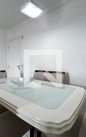 Apartamento à venda com 50m², 2 quartos e 1 vaga Apartamento à venda com 50m², 2 quartos e 1 vagaSala