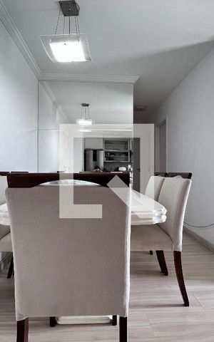 Apartamento à venda com 50m², 2 quartos e 1 vaga Apartamento à venda com 50m², 2 quartos e 1 vagaSala