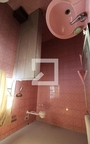 Casa à venda com 325m², 3 quartos e 1 vagaCasa 2 - Banheiro