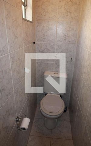 Casa à venda com 325m², 3 quartos e 1 vagaLavabo