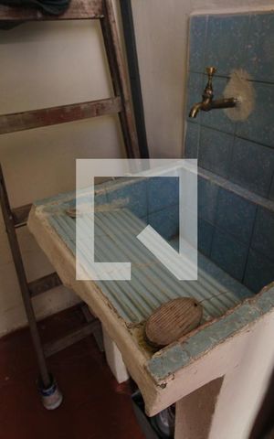 Casa à venda com 325m², 3 quartos e 1 vagaCasa 2 - Area de Serviço
