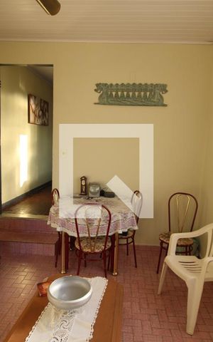 Casa à venda com 325m², 3 quartos e 1 vagaCasa 2 - Sala