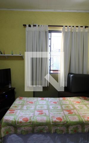 Casa à venda com 325m², 3 quartos e 1 vagaQuarto 1