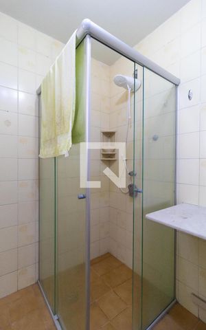 Apartamento à venda com 50m², 1 quarto e sem vaga Apartamento à venda com 50m², 1 quarto e sem vagaBanheiro