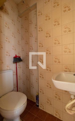 Apartamento à venda com 50m², 1 quarto e sem vaga Apartamento à venda com 50m², 1 quarto e sem vagaBanheiro de serviço