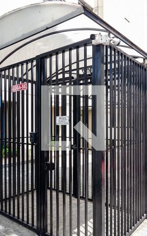Apartamento à venda com 65m², 2 quartos e 1 vaga Apartamento à venda com 65m², 2 quartos e 1 vagaFachada