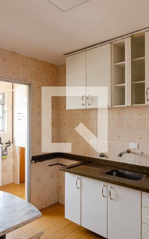 Apartamento à venda com 65m², 2 quartos e 1 vaga Apartamento à venda com 65m², 2 quartos e 1 vagaCozinha