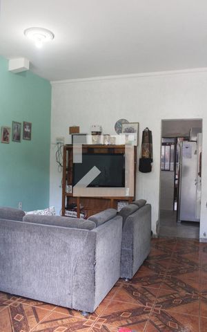 Casa à venda com 100m², 1 quarto e 1 vagaSala