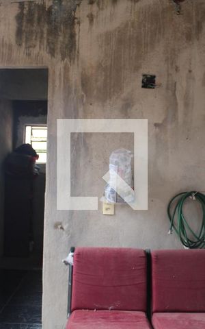 Casa à venda com 100m², 1 quarto e 1 vagaArea externa segundo piso