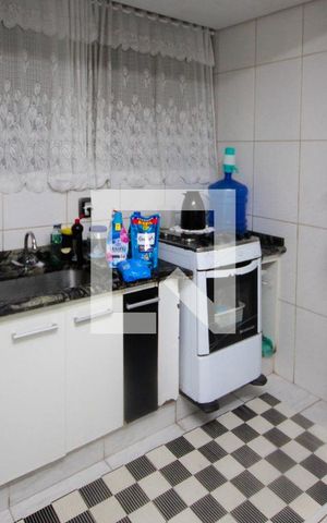 Apartamento à venda com 79m², 2 quartos e sem vagaCozinha e Área de Serviço