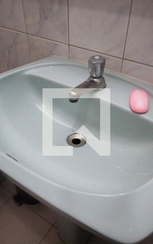 Apartamento à venda com 79m², 2 quartos e sem vagaBanheiro