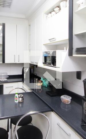 Apartamento à venda com 79m², 2 quartos e sem vagaCozinha e Área de Serviço