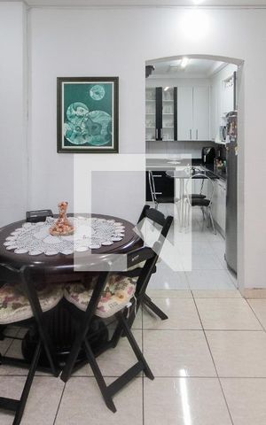Apartamento à venda com 79m², 2 quartos e sem vagaSala