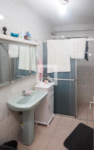 Apartamento à venda com 79m², 2 quartos e sem vagaBanheiro