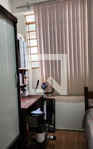 Casa à venda com 210m², 5 quartos e 3 vagas Casa à venda com 210m², 5 quartos e 3 vagasQuarto 5