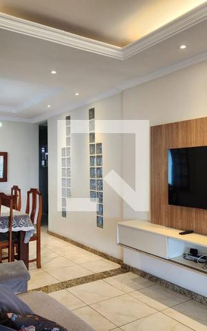 Casa à venda com 210m², 5 quartos e 3 vagas Casa à venda com 210m², 5 quartos e 3 vagasSala