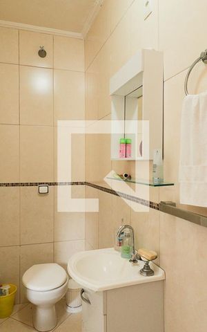 Casa à venda com 122m², 4 quartos e 2 vagasBanheiro da Suíte 2