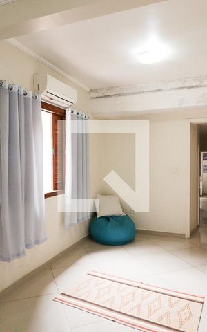 Casa à venda com 122m², 4 quartos e 2 vagasSuíte 1