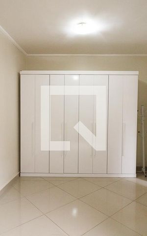 Casa à venda com 122m², 4 quartos e 2 vagasSuíte 1