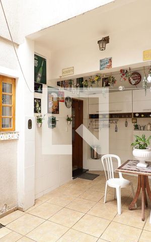 Casa à venda com 122m², 4 quartos e 2 vagasÁrea de Serviço e Churrasqueira