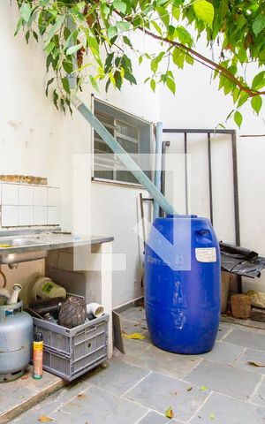 Casa para alugar com 140m², 3 quartos e sem vagaQuintal