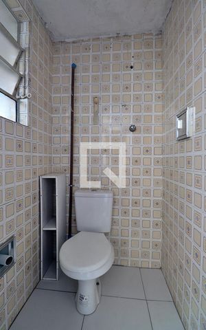 Casa à venda com 111m², 2 quartos e 1 vagaBanheiro de serviço
