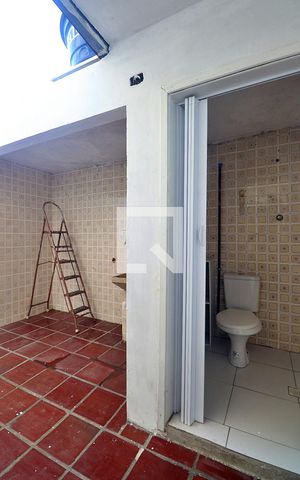 Casa à venda com 111m², 2 quartos e 1 vagaBanheiro de serviço