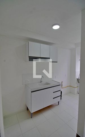 Apartamento para alugar com 48m², 2 quartos e sem vaga Apartamento para alugar com 48m², 2 quartos e sem vagaCozinha