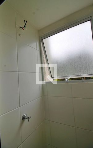Apartamento para alugar com 48m², 2 quartos e sem vaga Apartamento para alugar com 48m², 2 quartos e sem vagaBanheiro