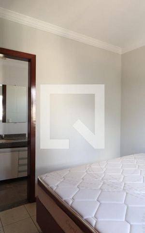 Apartamento para alugar com 96m², 3 quartos e 1 vagaSuite