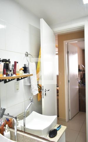 Apartamento para alugar com 52m², 2 quartos e 1 vagaBanheiro 2