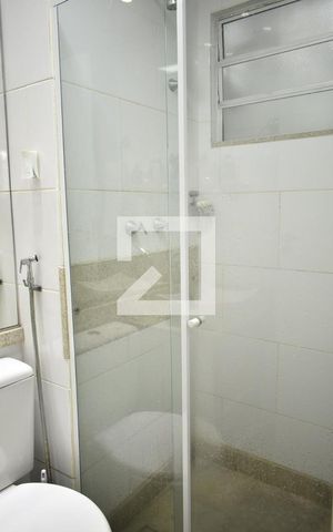 Apartamento para alugar com 52m², 2 quartos e 1 vagaBanheiro 2