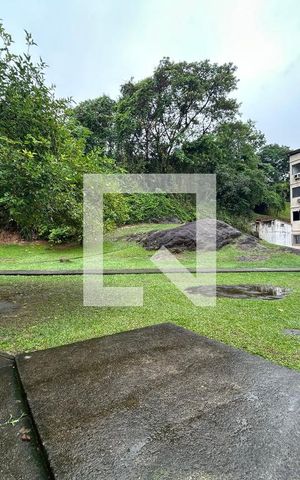 Apartamento à venda com 43m², 2 quartos e 1 vaga Apartamento à venda com 43m², 2 quartos e 1 vagaÁrea Comum