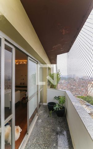 Apartamento à venda com 178m², 3 quartos e 2 vagas Apartamento à venda com 178m², 3 quartos e 2 vagasVaranda da Sala