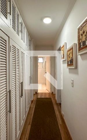 Apartamento à venda com 131m², 3 quartos e 2 vagasCorredor Quartos
