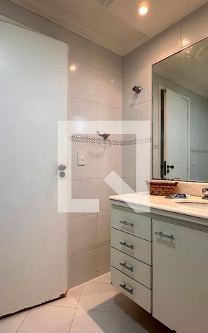 Apartamento à venda com 131m², 3 quartos e 2 vagasBanheiro Social