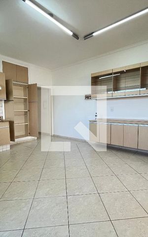 Apartamento para alugar com 150m², 2 quartos e 1 vaga Apartamento para alugar com 150m², 2 quartos e 1 vagaCozinha