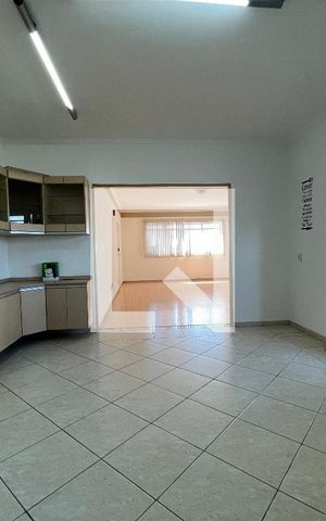 Apartamento para alugar com 150m², 2 quartos e 1 vaga Apartamento para alugar com 150m², 2 quartos e 1 vagaCozinha