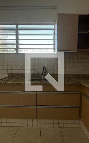 Apartamento para alugar com 150m², 2 quartos e 1 vaga Apartamento para alugar com 150m², 2 quartos e 1 vagaCozinha